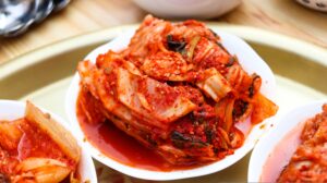Kimchi – koreański superfood z fermentowanej kapusty pekińskiej